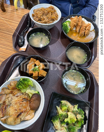 Japanese dishes served on a tray 132751300
