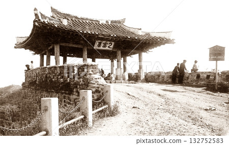 Old photo taken in 1931, during the Japanese colonial period, Pyongyang, North Korea, Eulmildae on Moranbong Old photo taken in 1931, during the Japanese colonial period, Pyongyang, North Korea, Eulmildae on Moranbong 132752583