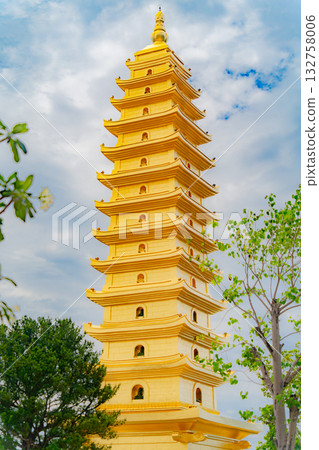 The Golden pagoda. 132758006