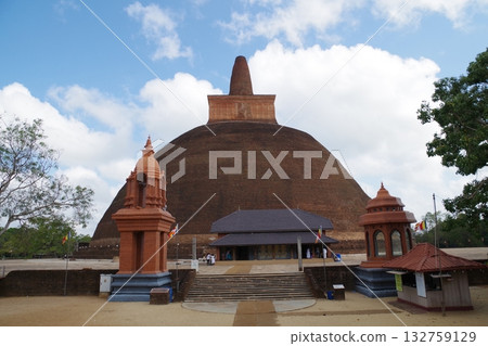 Sri Lanka World Heritage Site Sacred Land Anuradhapura 132759129