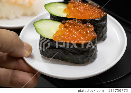 壽司 132759773