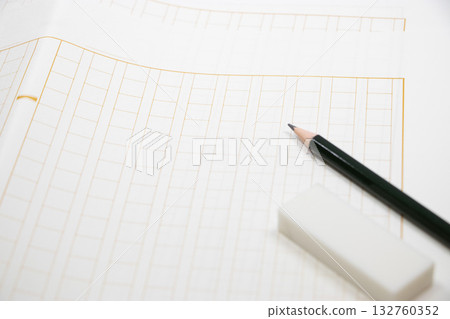 Manuscript paper Manuscript paper 132760352