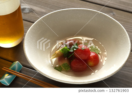 醃櫻桃番茄和茗荷薑 132761903