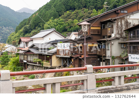 Gifu Prefecture: The old townscape of Gujo Hachiman and Hachiman Town Gifu Prefecture: The old townscape of Gujo Hachiman and Hachiman Town 132762644