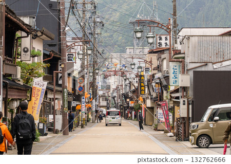 Gifu Prefecture: The old townscape of Gujo Hachiman and Hachiman Town 132762666