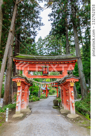 Autumn at Takkoku-no-Iwaya Bishamondo Temple, Hiraizumi Town, Iwate Prefecture 132762858