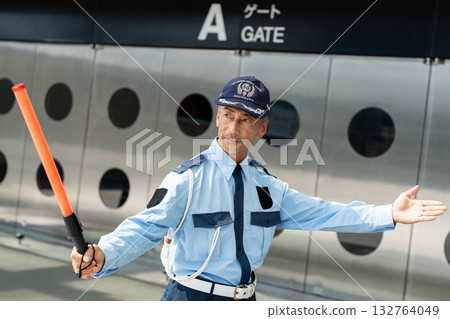 保安員,高級男,保安 保安員,高級男,保安 132764049