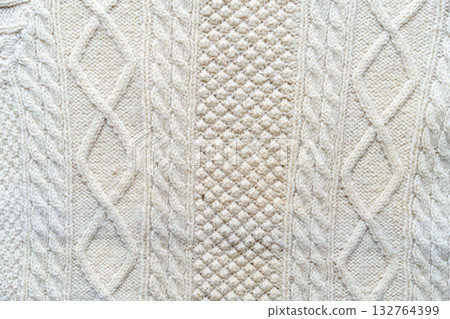Soft wool texture and cable knit 132764399