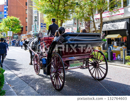 Yokohama City Kannai Culture Day Bashamichi Festival Bashamichi Shopping Street British Horse-Drawn Carriage Test Ride 132764603