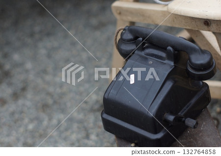 Antique black telephone Antique black telephone 132764858