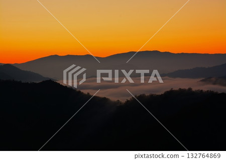 Shiori Pass waterfall cloud scenery in Uonuma City, Niigata Prefecture Shiori Pass waterfall cloud scenery in Uonuma City, Niigata Prefecture 132764869