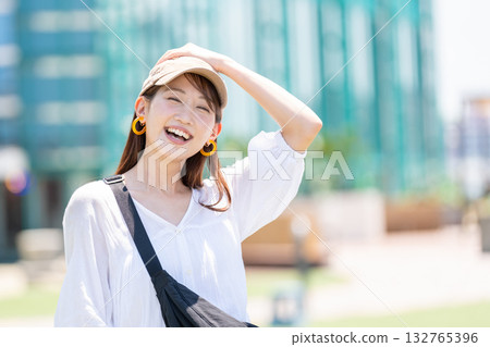 A young woman with a smile 132765396