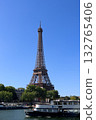 Eiffel Tower 132765406