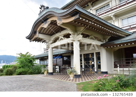 大津市柳崎湖濱公園琵琶湖大津館和琵琶湖 132765489