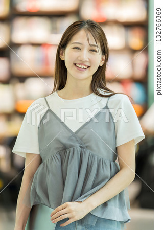 University student, library, female University student, library, female 132766369