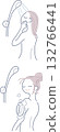 一個女人洗澡的插圖 132766441