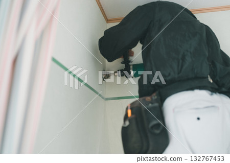 air conditioning, wall, walls 132767453