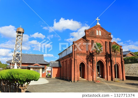 【長崎縣】晴朗日子裡的楠原天主教堂（五島列島福江島） 132771374
