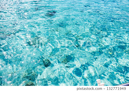 Ferry to the uninhabited island of Zamami Island. You can go to Amuro Island, Kabi Island, and Agenashiki Island. Zamami Port, Zamami Island, Kerama Islands, Shimajiri District, Okinawa Prefecture 132771949