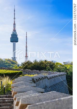 Seoul Namsan Tower (N Seoul Tower) Seoul Namsan Tower (N Seoul Tower) 132772767