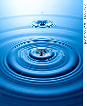 【人工智慧生成影像】水滴與漣漪的和諧 132773535