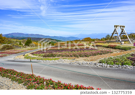 View from the sightseeing lift at Chausuyama Plateau (Aichi Prefecture) View from the sightseeing lift at Chausuyama Plateau (Aichi Prefecture) 132775359