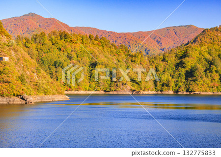 奧只見湖 紅葉最佳時期 132775833