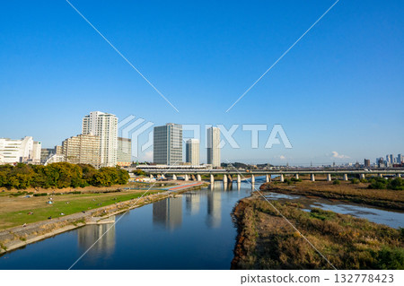 Cityscape with a river (Futako Tamagawa Tama River) 132778423