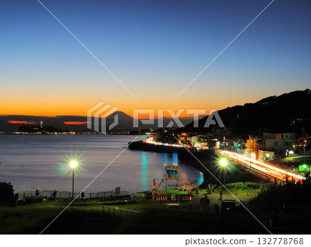 Kanagawa Prefecture, Inamuragasaki during the magic hour, October Kanagawa Prefecture, Inamuragasaki during the magic hour, October 132778768