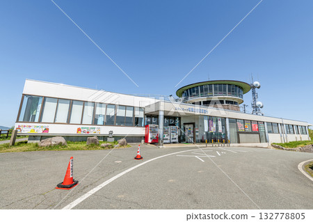 Kanpuzan Rotating Observatory, Oga City, Akita Prefecture Kanpuzan Rotating Observatory, Oga City, Akita Prefecture 132778805