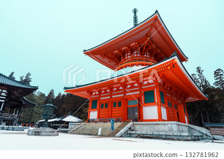 Mount Koya covered in snow - Konpon Daito 132781962