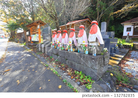 Six Jizo of Hinoemata / Hinoemata Village, Minamiaizu District, Fukushima Prefecture 132782835