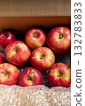 盒裝蘋果直接從日本農場運送 132783833