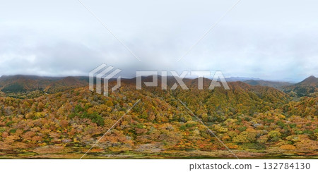 Autumn leaves at Nabekoshi Pass - Aerial VR photography 132784130