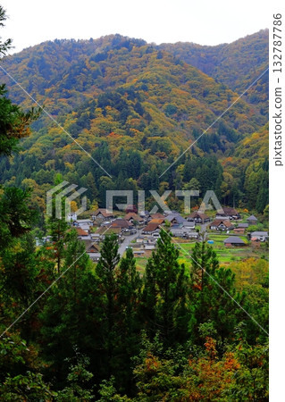 Maezawa Curved House Village Group, Minamiaizu Town, Minamiaizu District, Fukushima Prefecture 132787786