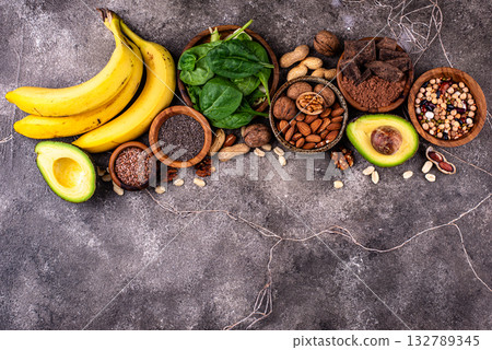 Products containing natural magnesium Mg 132789345