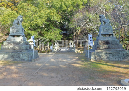 位於萩城內的穂木山神社（山口縣萩市） 132792039