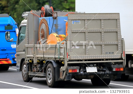 Cutter vehicle image 132793931