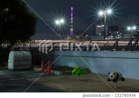A children's park in the downtown area where the children have gone home 132793934