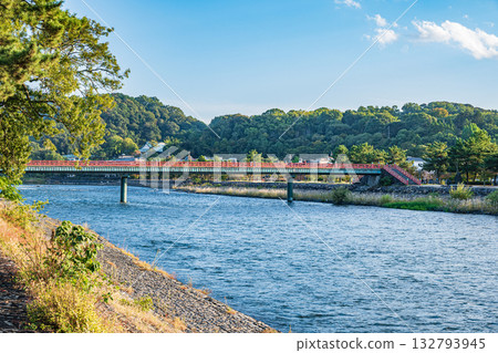 Uji River scenery, Asagiri Bridge, Uji City, Kyoto Prefecture Uji River scenery, Asagiri Bridge, Uji City, Kyoto Prefecture 132793945
