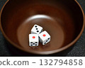 Chinchirorin: 3 dice in a bowl 132794858