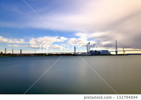 從橫濱市鶴見線海芝浦站拍攝的工廠區域長曝光照片 132794894