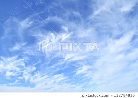 Early morning streaks (Fix photo) 132794936