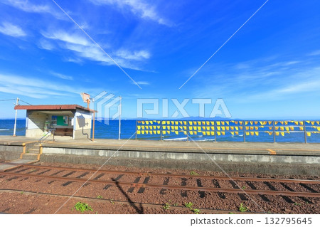 [Nagasaki Prefecture] Daisan-Higashi Station (Shimabara Railway), the closest station to the sea in Japan with fine weather 132795645