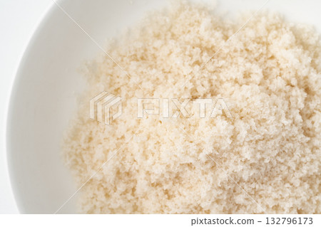 Close-up of seaweed salt in a plate 132796173