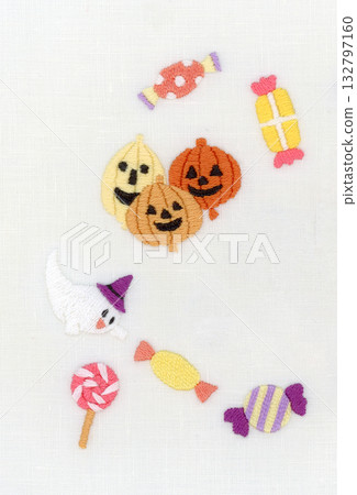 Pastel Halloween embroidery 132797160