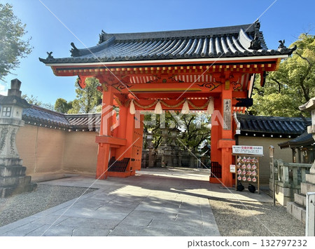 Akamon of Nishinomiya Shrine 132797232