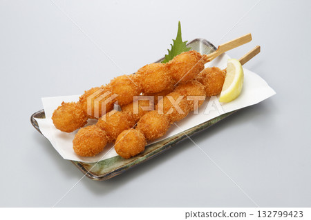 炸鵪鶉蛋串 炸鵪鶉蛋串 132799423