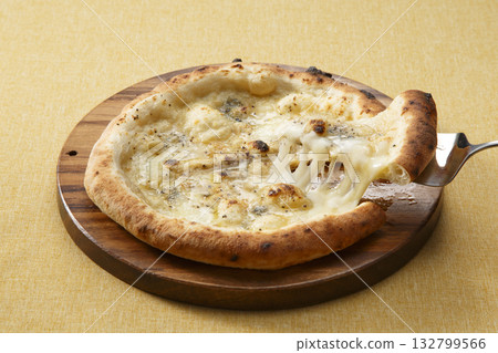 クアトロフォルマッジ クアトロフォルマッジ 132799566