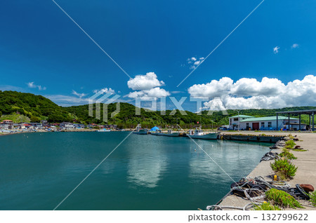 [Toga Port, Akita Prefecture] A quiet fishing village surrounded by nature 132799622